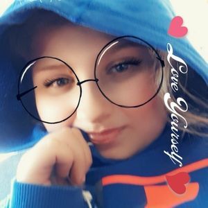 Meet your Posher, Shelby